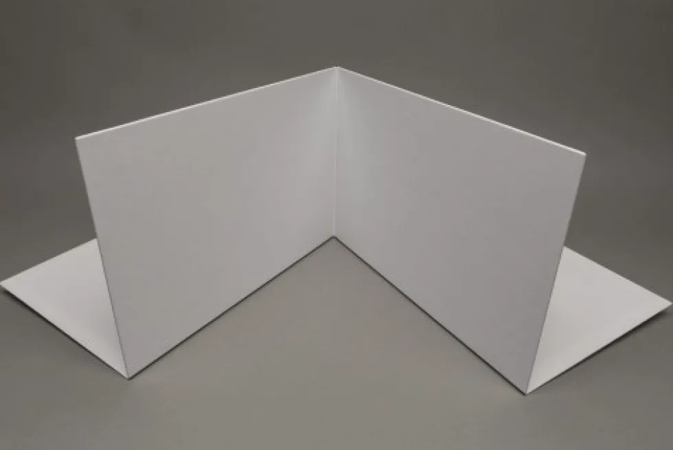 Czysta plansza do gry składana 554x380mm