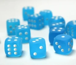 Kości Chessex - kostka k6 16mm - Frosted Caribbean Blue/white