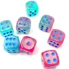 Kości Chessex - kostka k6 12mm Gemini Gel Green-Pink/blue Luminary (świecące w ciemnościach)