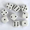 Kości Chessex - kostka k6 12mm Opaque White/black