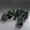 Kości Chessex - zestaw 7 kostek - Opaque Black/green