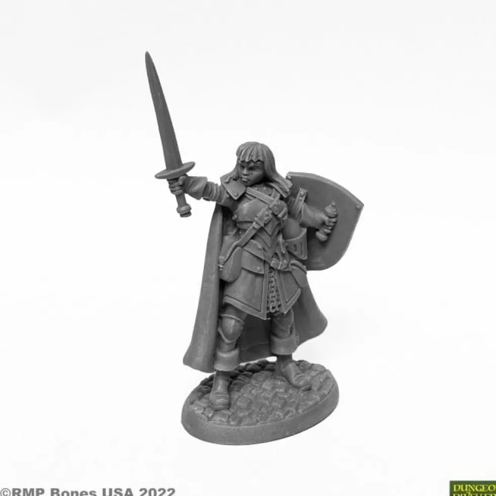 Reaper Miniatures: Caerindra Thistlemoor - Half-Elf Fighter